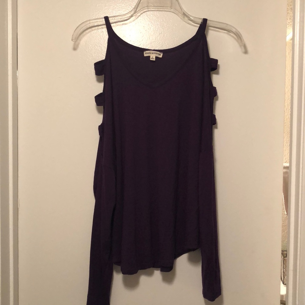 Purple cutout sleeves top!